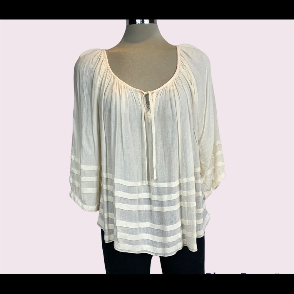 Abercrombie beige round neck wide top size S